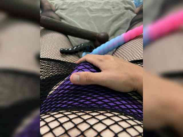 ZEPFIR99 Sex Cam Show