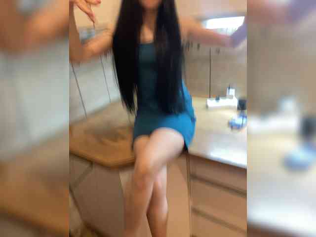MiniGirl27 webcam