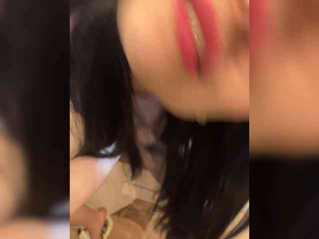 MiniGirl27 webcam