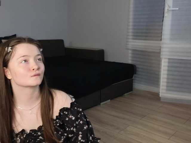  MillaKowal chat room