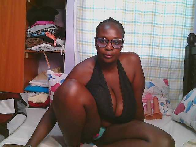 Prettycarl257-1 live cam