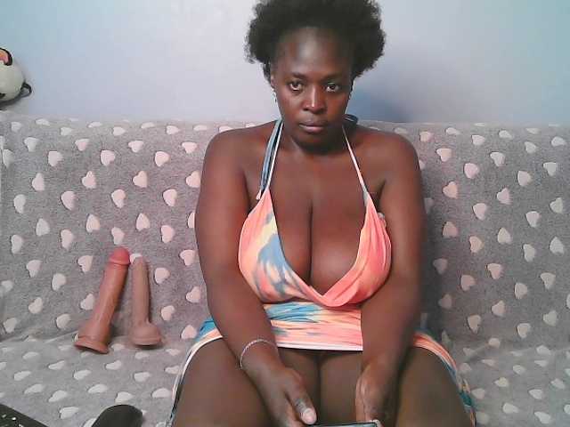 Prettycarl257-1 live cam on BongaCams