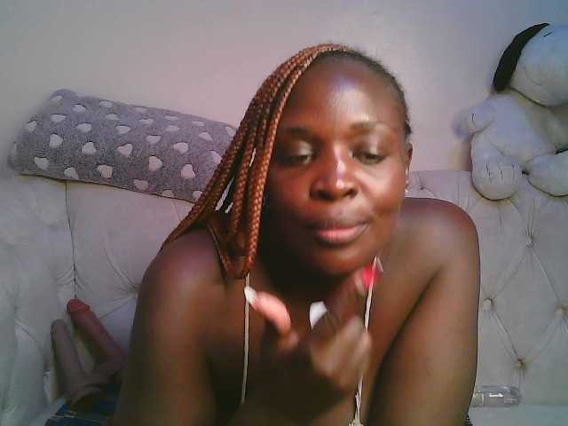 Prettycarl257-1 live cam on BongaCams