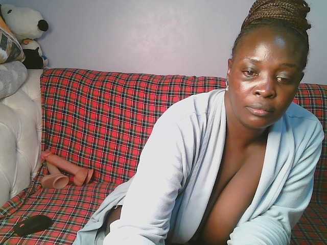 Prettycarl257-1 live cam on BongaCams