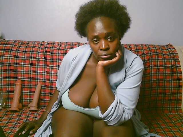 Prettycarl257-1 live webcam show