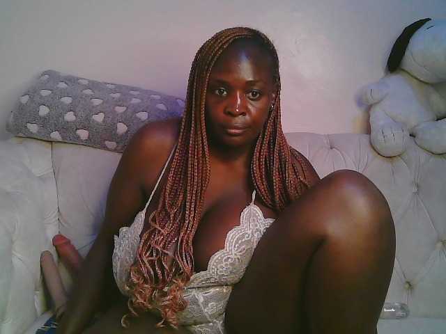 Prettycarl257-1 live cam on BongaCams