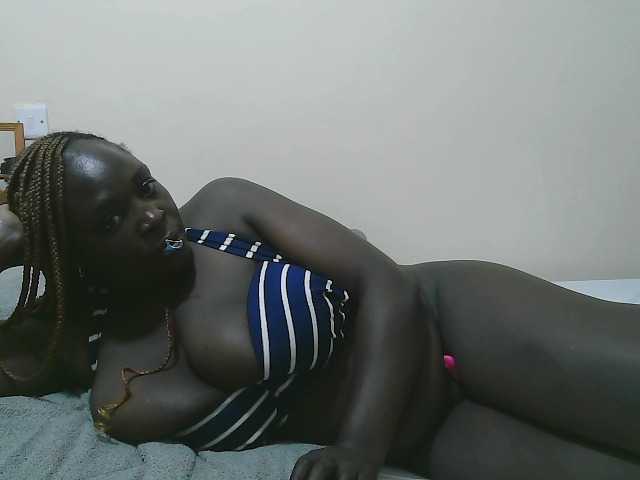 Prettycarl257-1 live cam on BongaCams