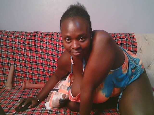 Prettycarl257-1 live cam on BongaCams