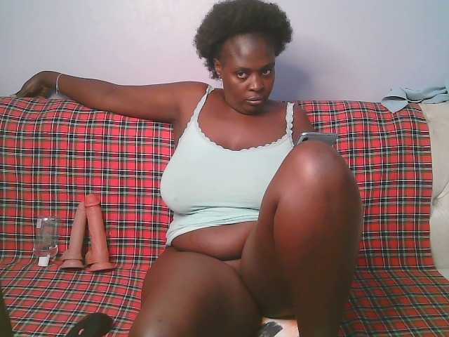 Prettycarl257-1 live webcam show