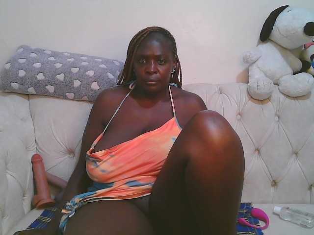 Prettycarl257-1 live cam on BongaCams