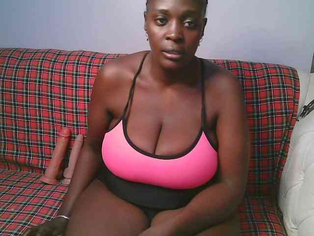 Prettycarl257-1 webcam