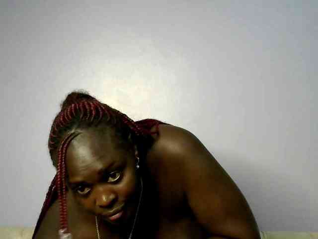 Prettycarl257-1 webcam