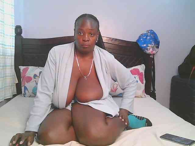 Prettycarl257-1 webcam