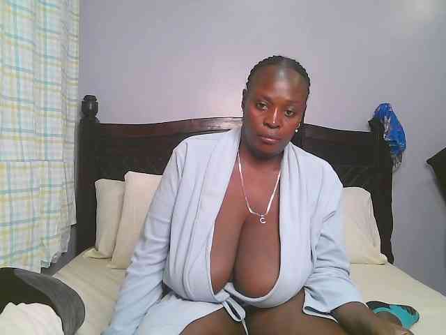 Prettycarl257-1 webcam