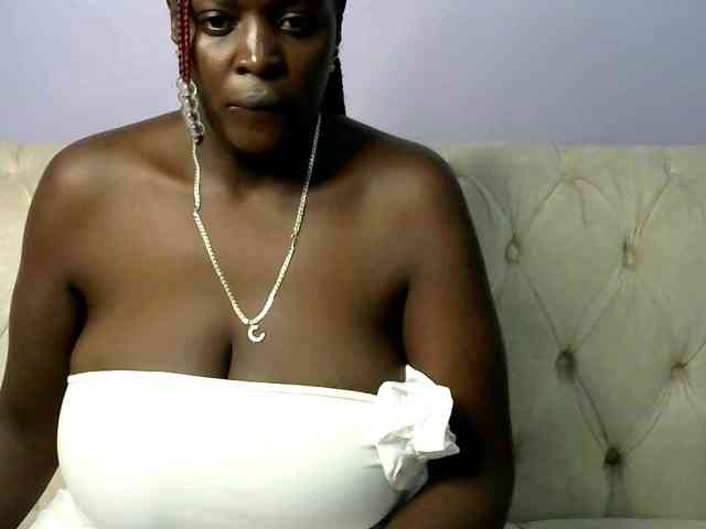 Prettycarl257-1 webcam