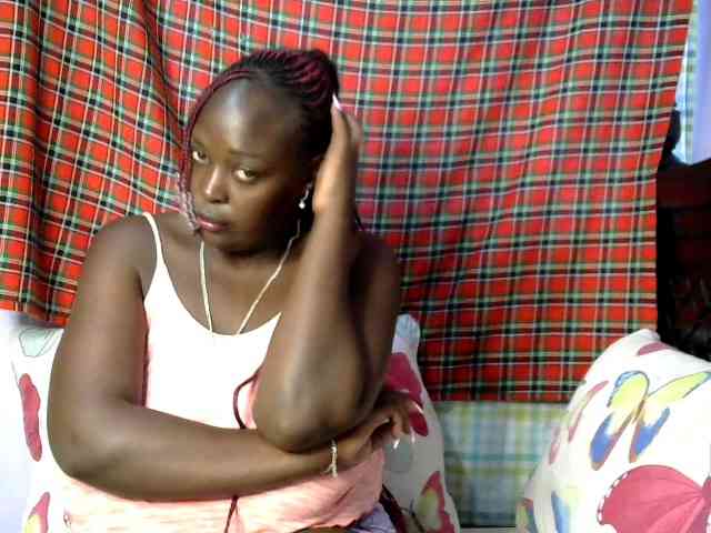 Prettycarl257-1 webcam