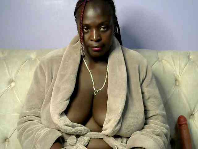 Prettycarl257-1 webcam