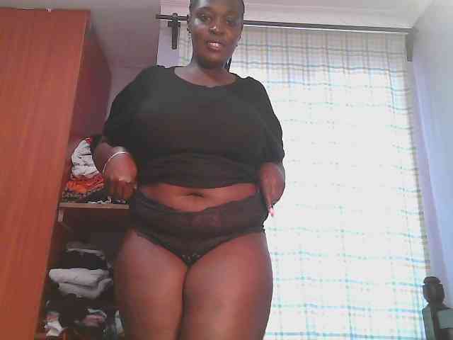 Prettycarl257-1 webcam