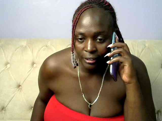 Prettycarl257-1 webcam