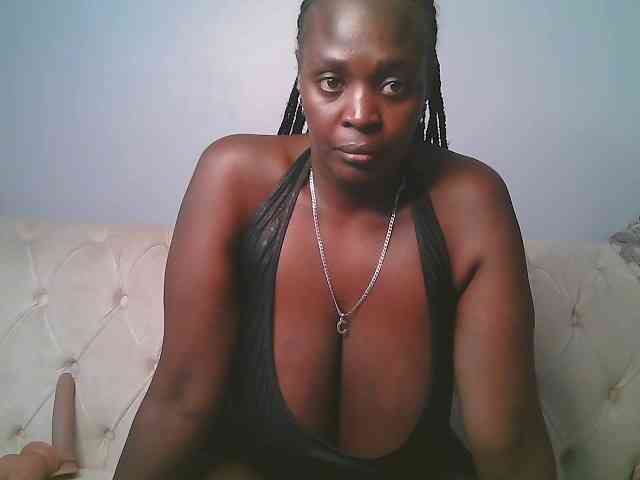 Prettycarl257-1 webcam