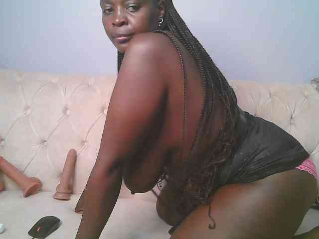 Prettycarl257-1 webcam