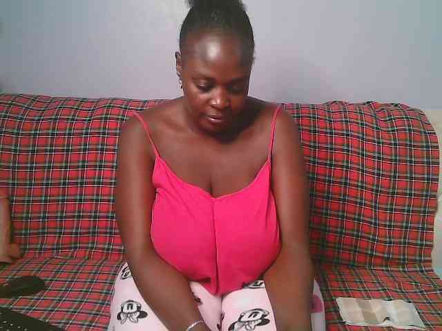 Prettycarl257-1 webcam