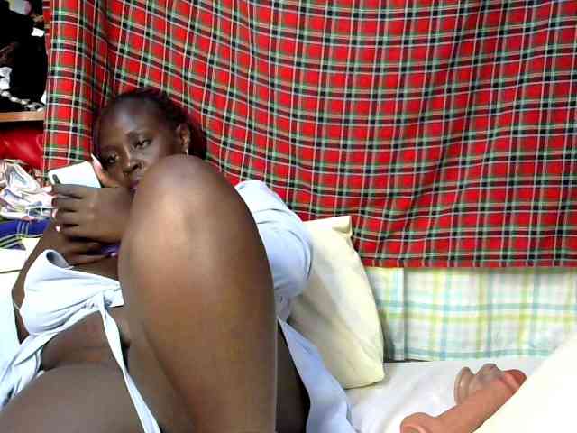 Prettycarl257-1 webcam