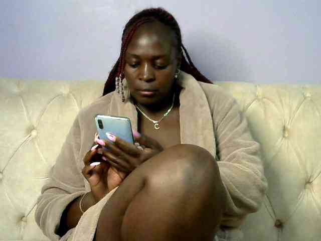 Prettycarl257-1 webcam