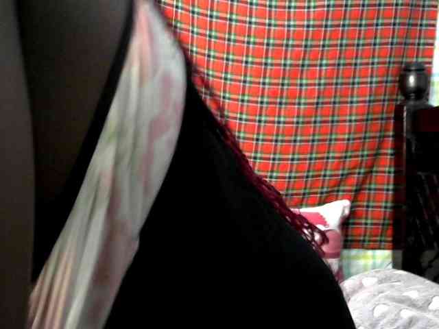 Prettycarl257-1 webcam