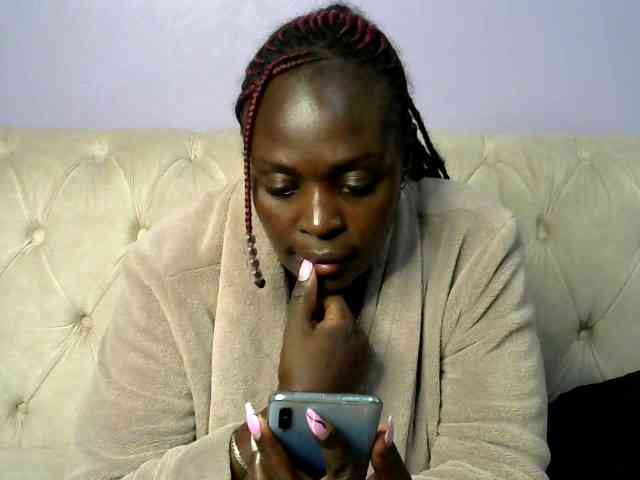 Prettycarl257-1 webcam