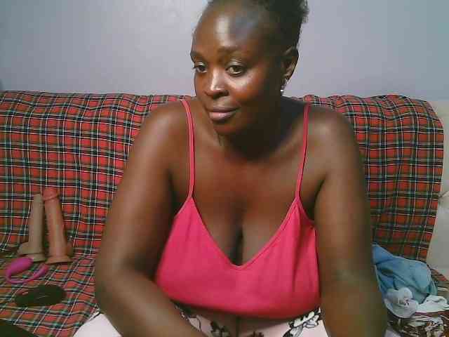 Prettycarl257-1 webcam