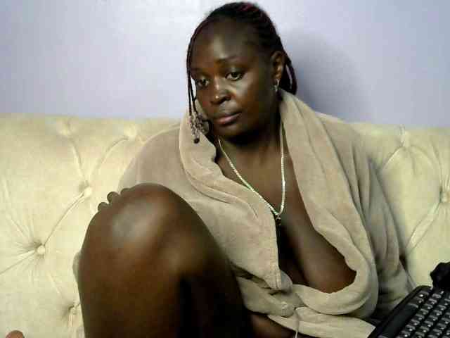 Prettycarl257-1 webcam