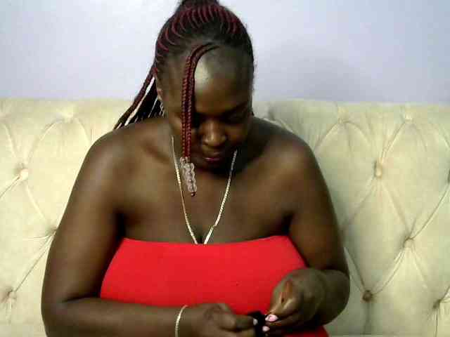 Prettycarl257-1 webcam