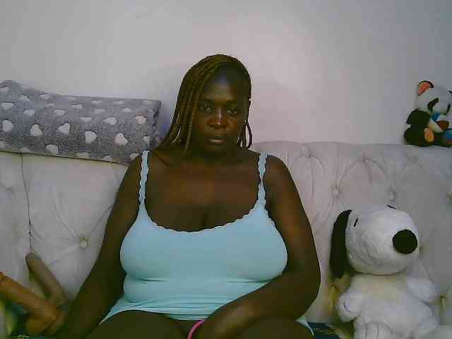 Prettycarl257-1 webcam