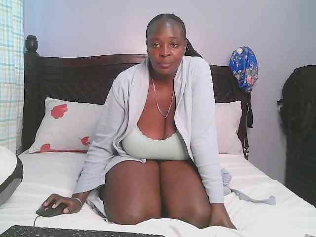 Prettycarl257-1 webcam