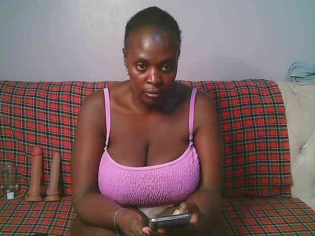 Prettycarl257-1 webcam