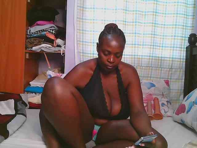 Prettycarl257-1 webcam