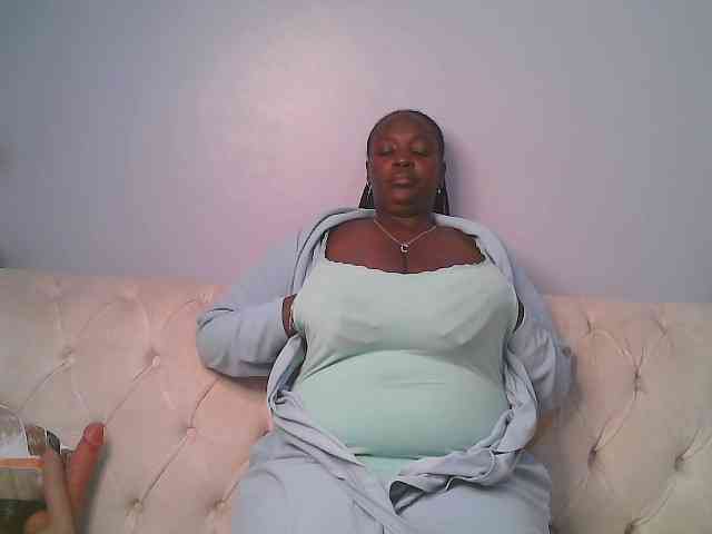 Prettycarl257-1 webcam