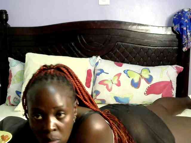 Prettycarl257-1 webcam
