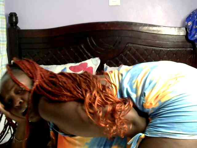 Prettycarl257-1 webcam
