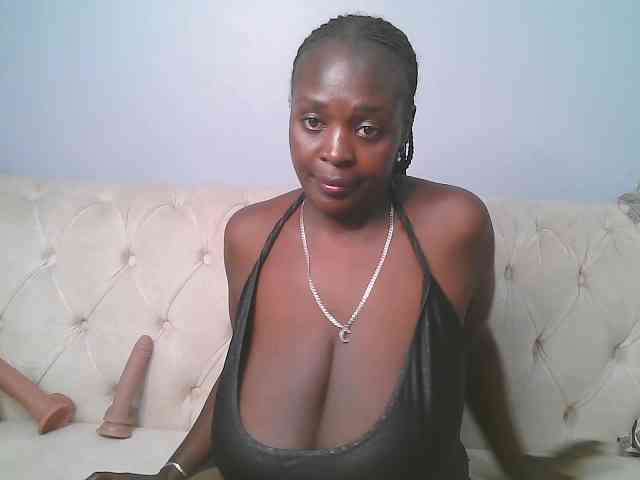 Prettycarl257-1 webcam