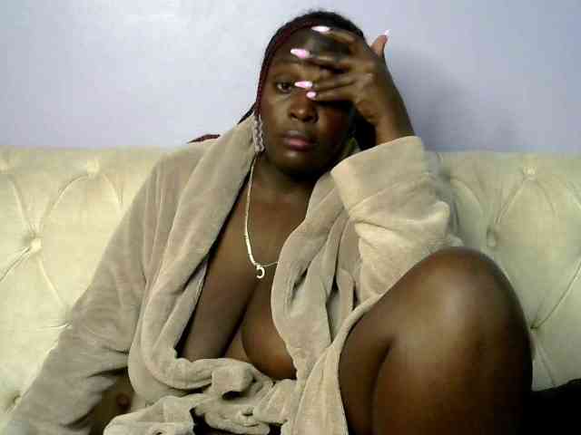 Prettycarl257-1 webcam