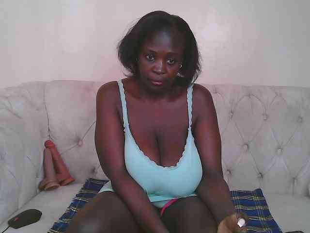 Prettycarl257-1 webcam