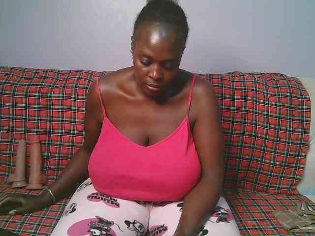 Prettycarl257-1 webcam