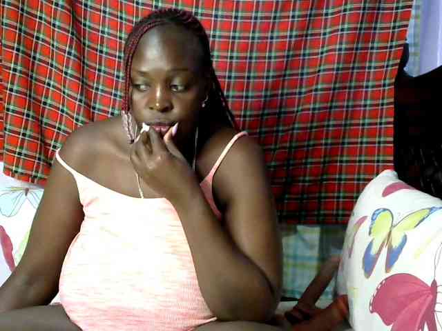 Prettycarl257-1 webcam