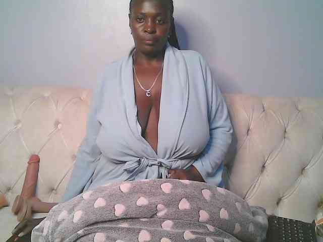 Prettycarl257-1 webcam
