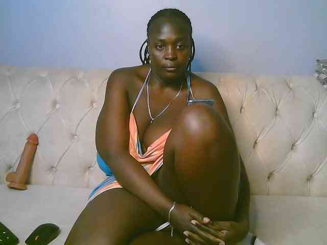 Prettycarl257-1 webcam