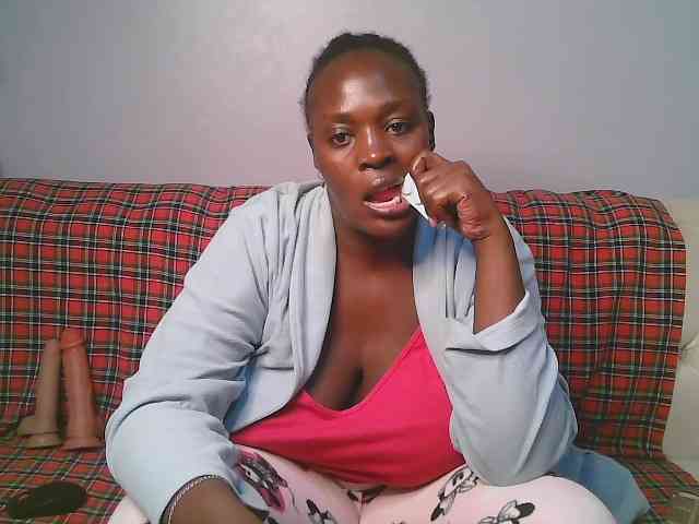 Prettycarl257-1 webcam