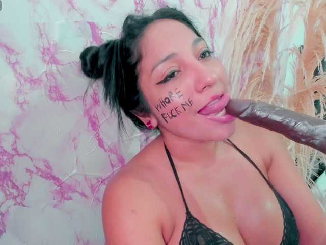 sweetyblowjob live cam on BongaCams