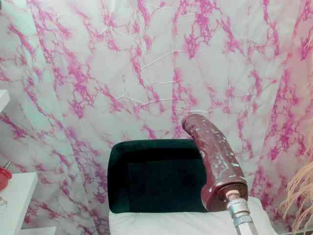 sweetyblowjob webcam